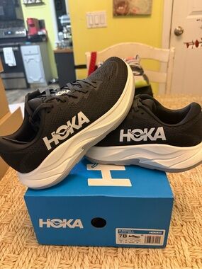 Hoka RINCON 4s sz 7 woman new in box also!!